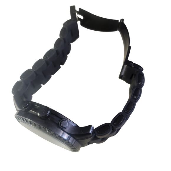 MIchael Kors Watch Model MK 5512 Black Case and Dial Band 6 inches closed - Picture 4 of 6